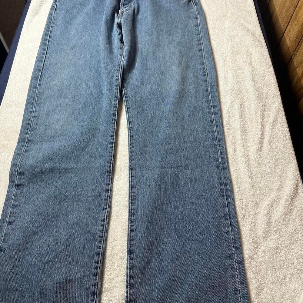 Levis 501 blue jeans size